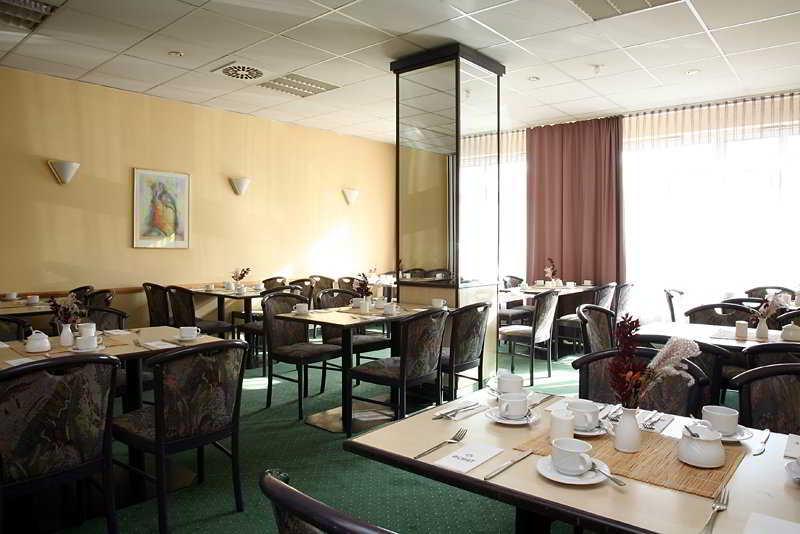 Achat Hotel Chemnitz  Restaurace fotografie